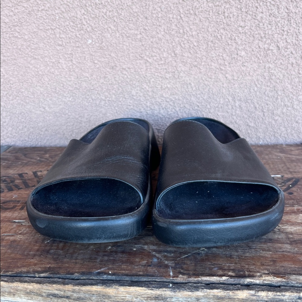 Tatami by Birkenstock slide sandals - Picture 4 of 9